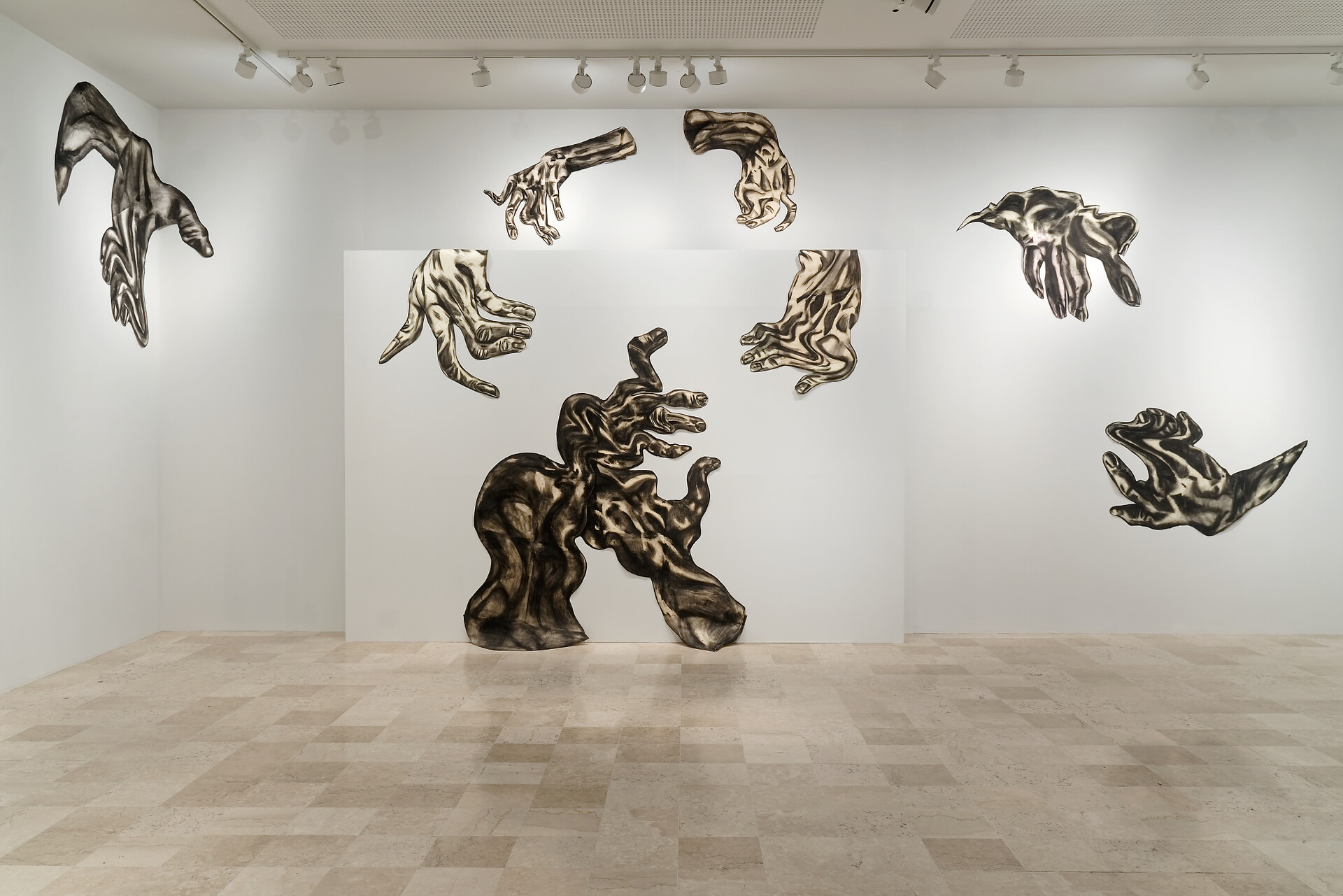 frac-picardie-accueil_vue-exposition-susanna-inglada-irwin-leullier.jpg